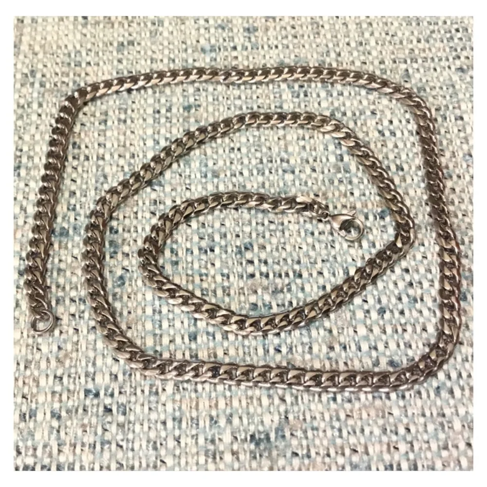 New! Silver Flat Chain in Box